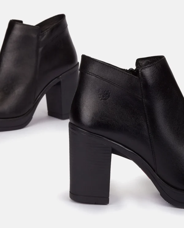 Yokono Heeled Ankle Boot PILSEN-004 Black Clearance