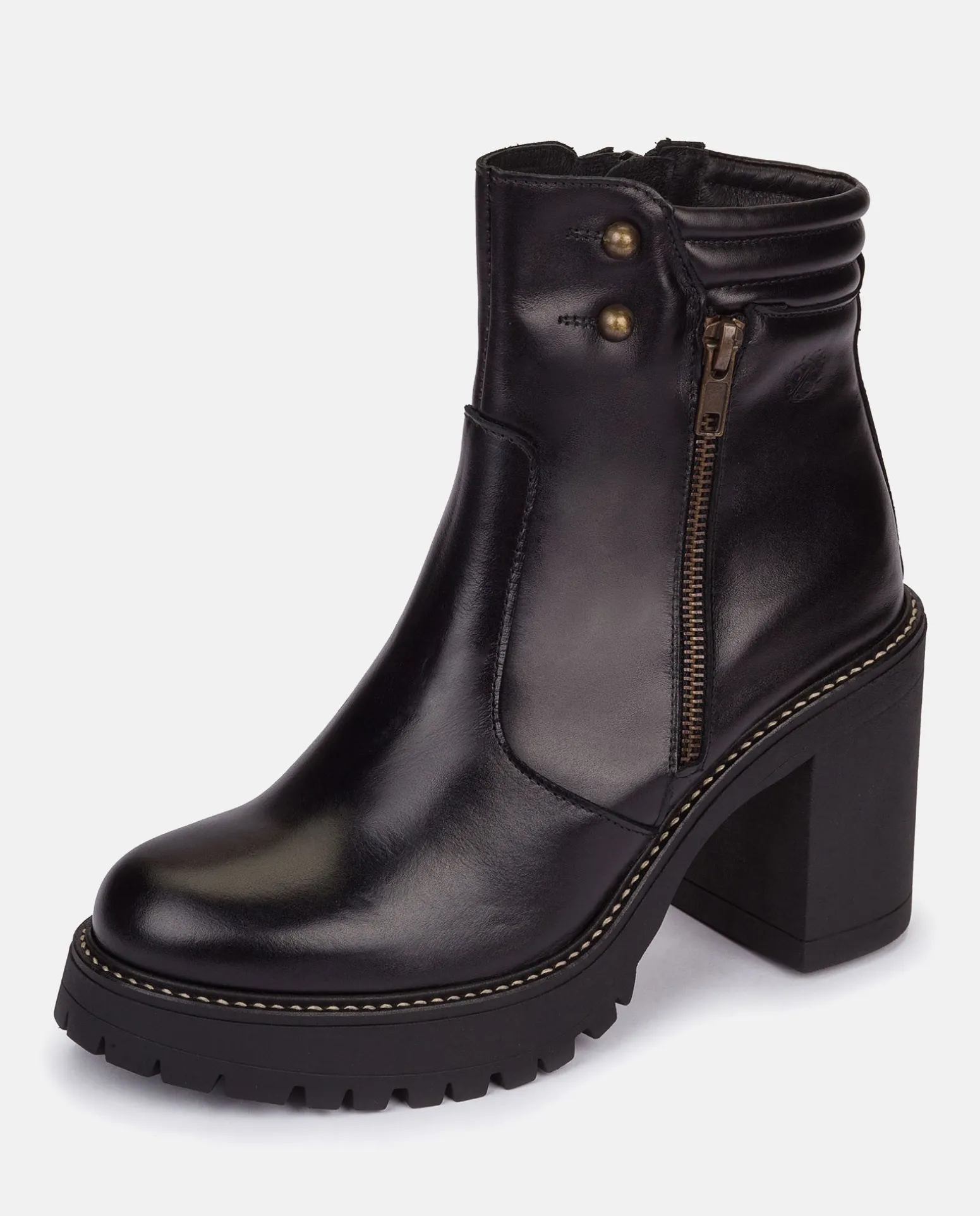 heeled_ankle_boot_tuna_bl_6.webp Yokono Heeled Ankle Boot TUNA-002 Black Cheap