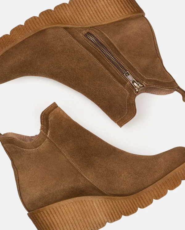Yokono Wedge Booty MADONA-002 Brown Clearance