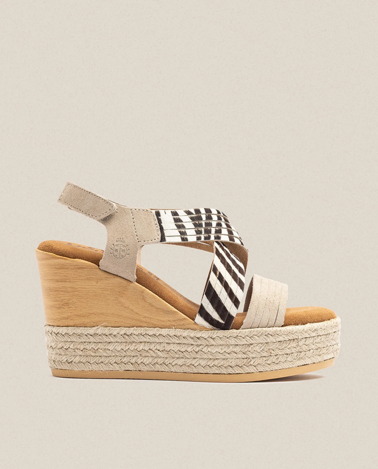 wedge_sandal_mey__zebra_0.webp Yokono Wedge Sandal Mey 003 Zebra Outlet