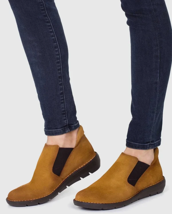 Yokono Wedge Shoe Lyon 003 Brown Clearance